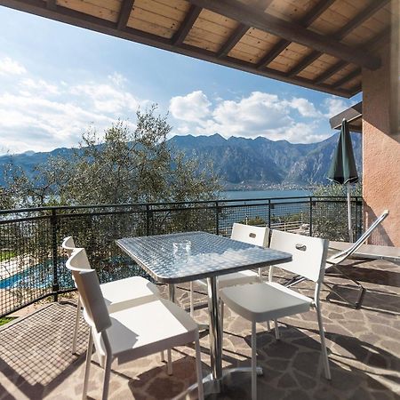 Residence Parco Lago Di Garda Μαλτσεζίνε Εξωτερικό φωτογραφία