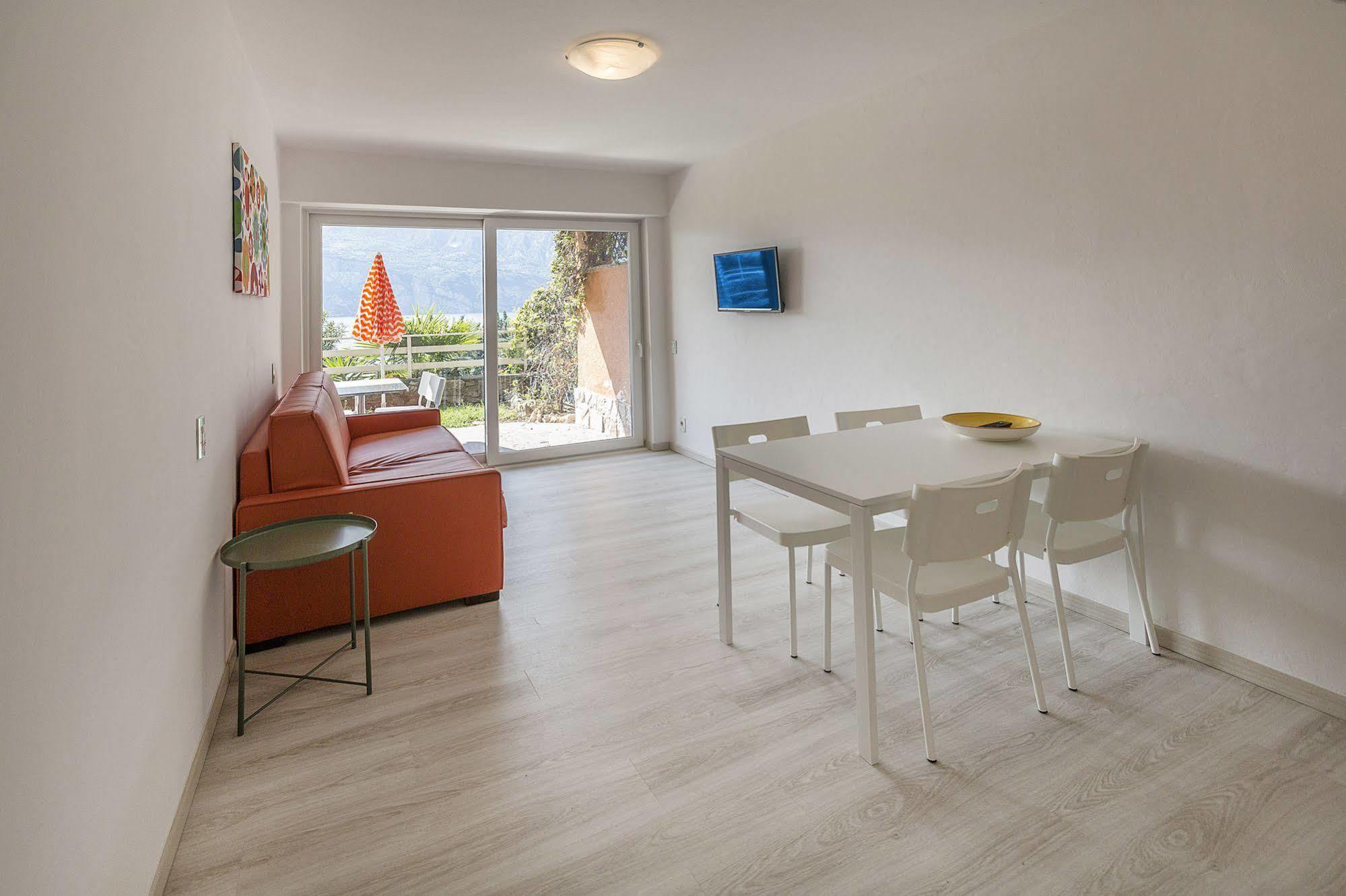 Residence Parco Lago Di Garda Μαλτσεζίνε Εξωτερικό φωτογραφία