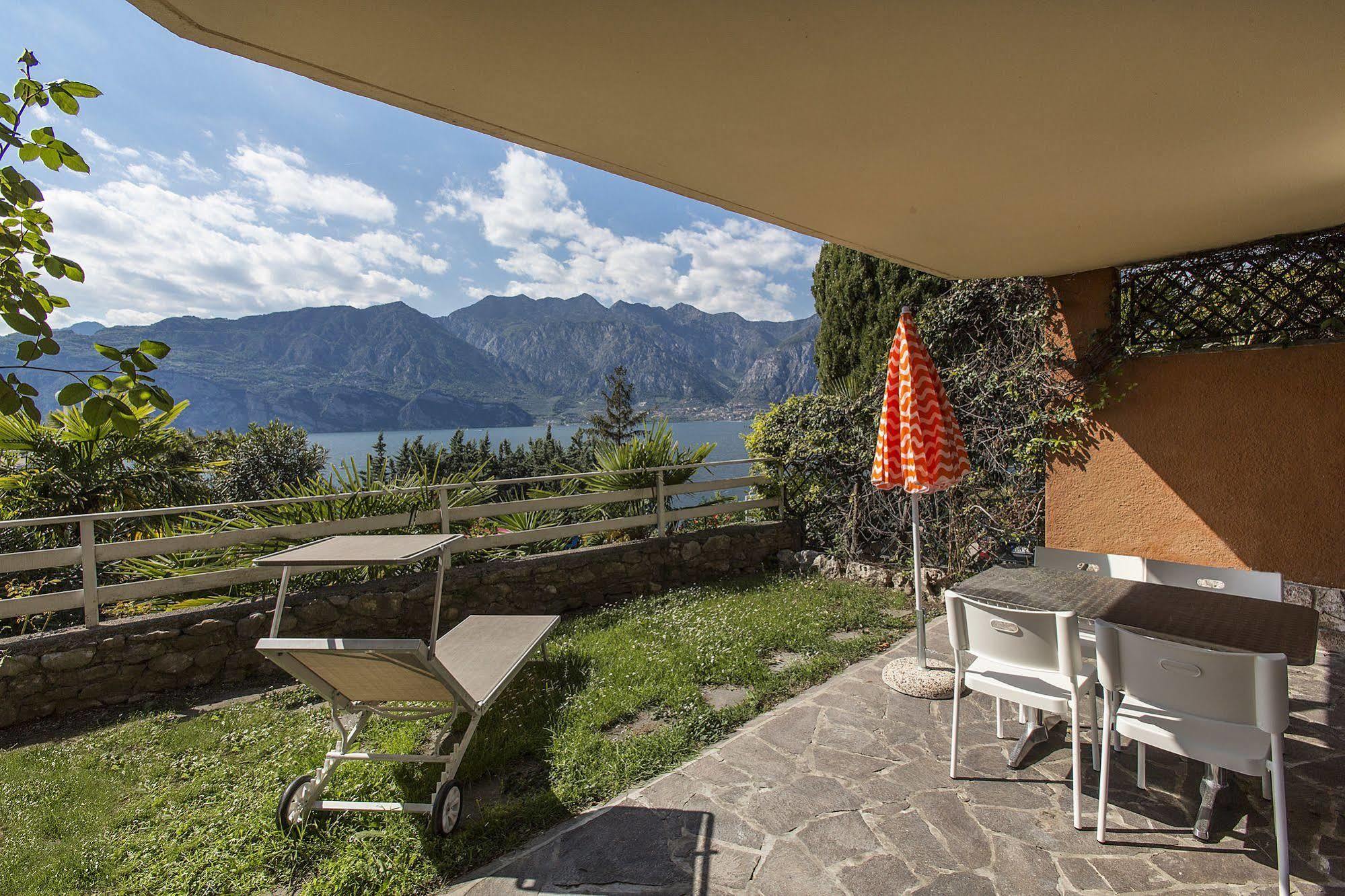 Residence Parco Lago Di Garda Μαλτσεζίνε Εξωτερικό φωτογραφία