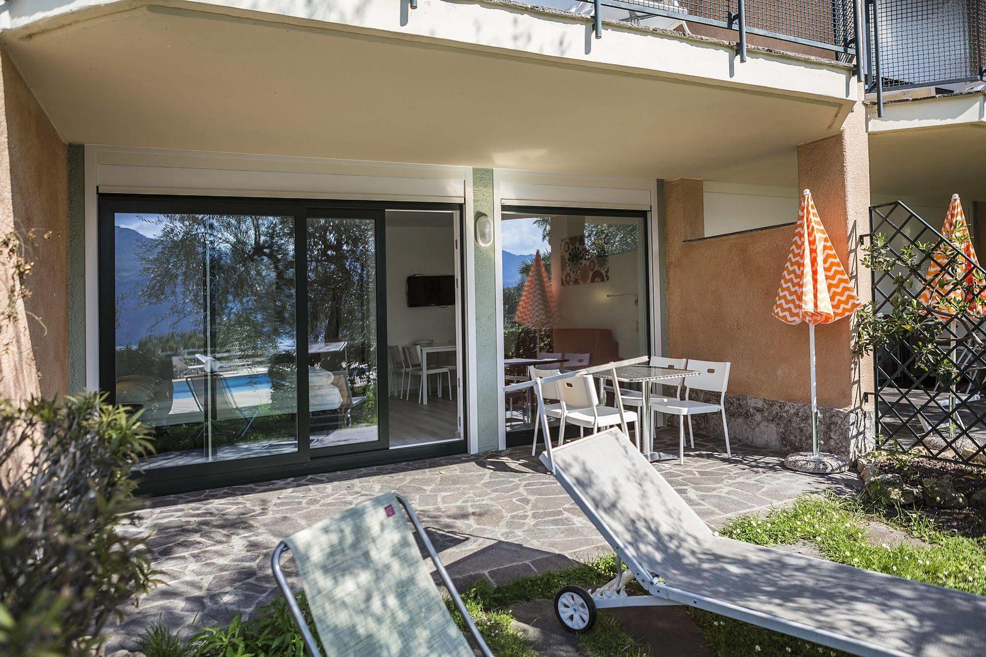 Residence Parco Lago Di Garda Μαλτσεζίνε Εξωτερικό φωτογραφία